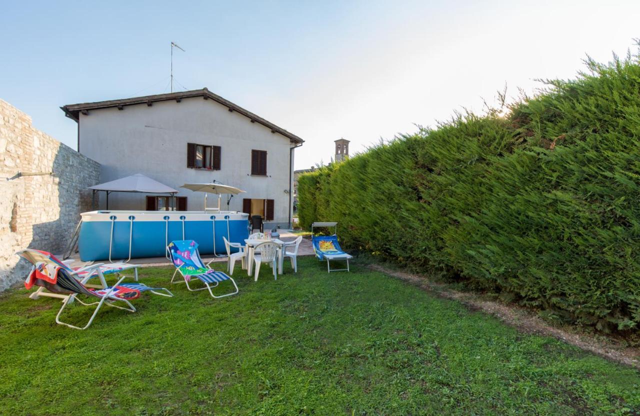 Borgo Santa Lucia Apartment With Private Parking & Garden Gubbio Exteriör bild